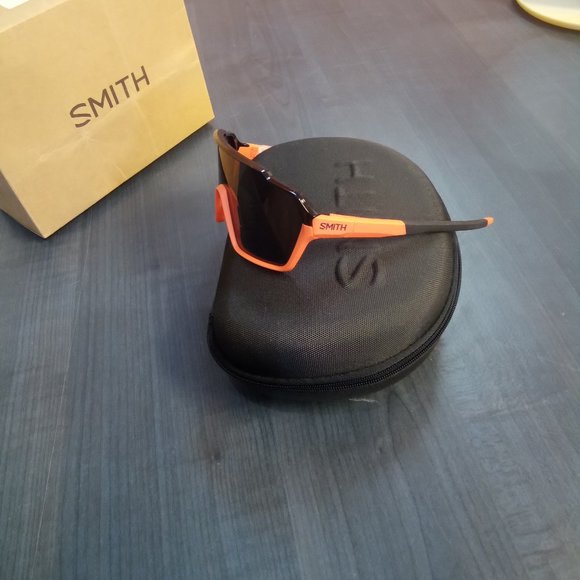 Smith Optics Unisex Shift MAG Sunglasses in Black Matte Cinder/Orange - Picture 4 of 8